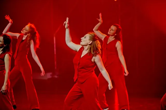 Clipdance Clipdance
